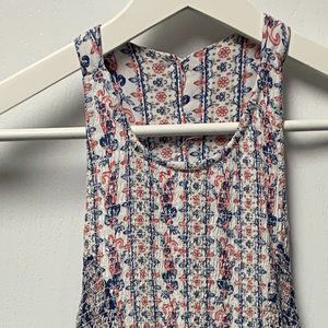 Sleeveless maxi dress